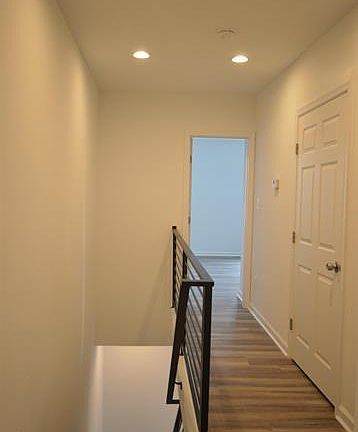 5th image of 3131 1/2 Edgemont St #B
