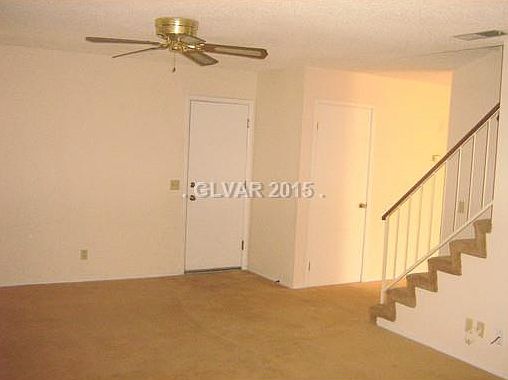 3rd image of 6377 Greyhawk Ave
