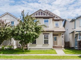 636 McDonough Link NW, Edmonton, AB T5Y 0M9