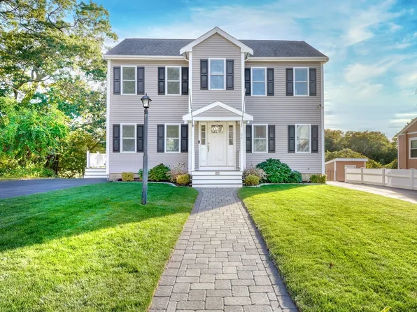 87 Riverbank Rd, Saugus, MA 01906