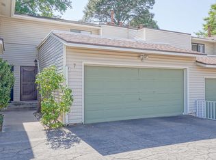 7 Westlake Dr NE, Albuquerque, NM 87112