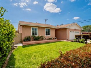 1902 W Flora St, Santa Ana, CA 92704