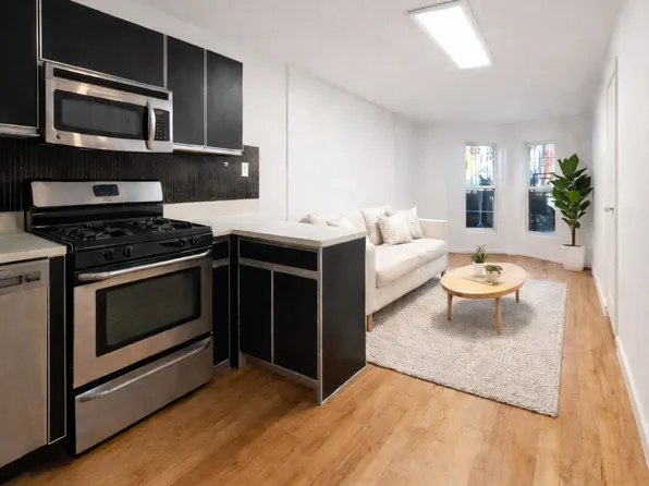 918a Lafayette Avenue image 1 of 9