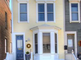 201 Allen St, Hudson, NY 12534