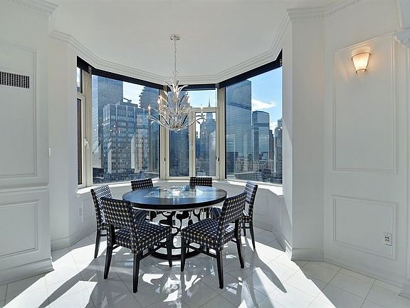 4th image of 400 E 51st St APT 20B