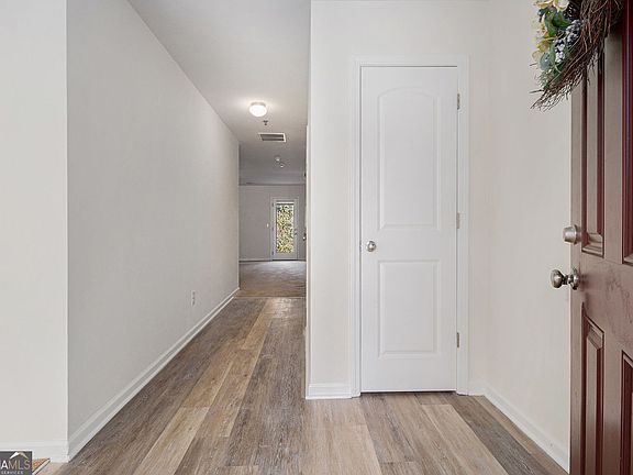 4th image of 6257 Ellenwood Dr