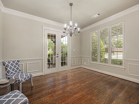3rd image of 4653 Chapel Creek Dr