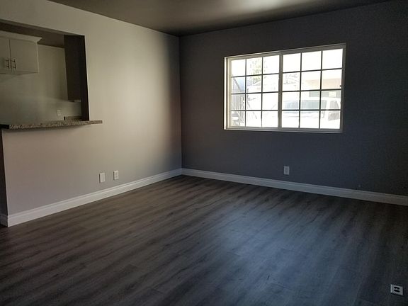3rd image of 143 E 14th St #2