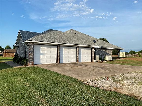 4th image of 10325 Windridge Dr