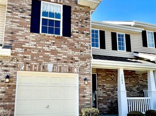 1703 Bromfield Ct, O'Fallon, MO 63366