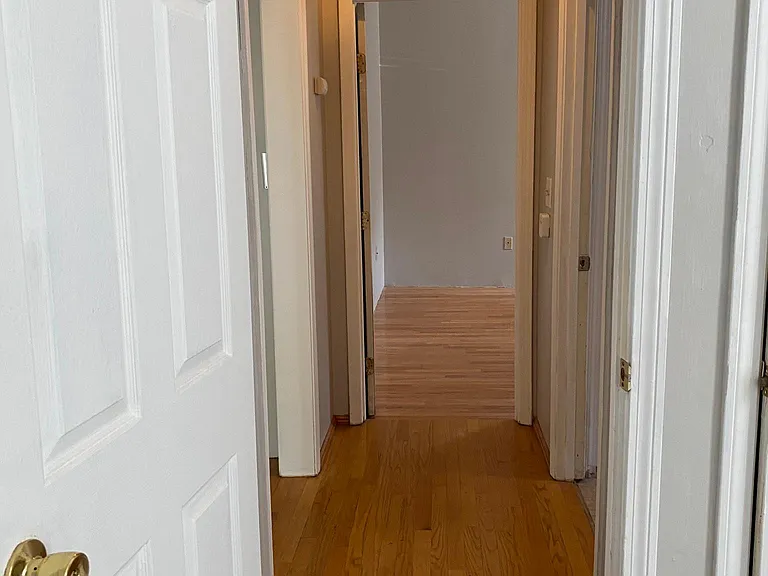 45 Oneida St #1 — Photo 7