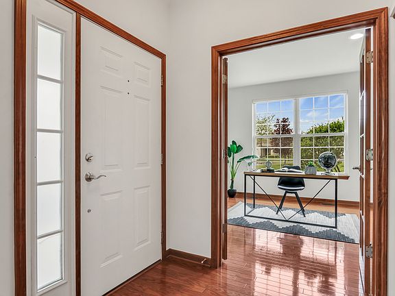 5th image of 13244 W Sheffield Ln