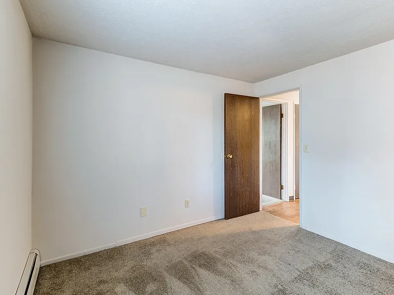 Stoneridge West Apartments — Photo 12