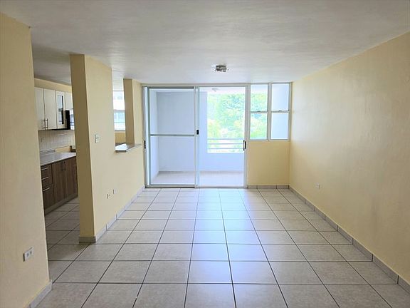 2nd image of Cond Woodlands APT 204E