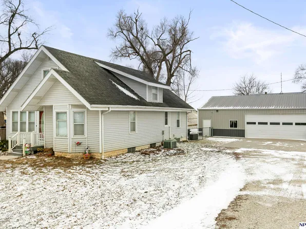 425 N Main St, Hooper, NE 68031