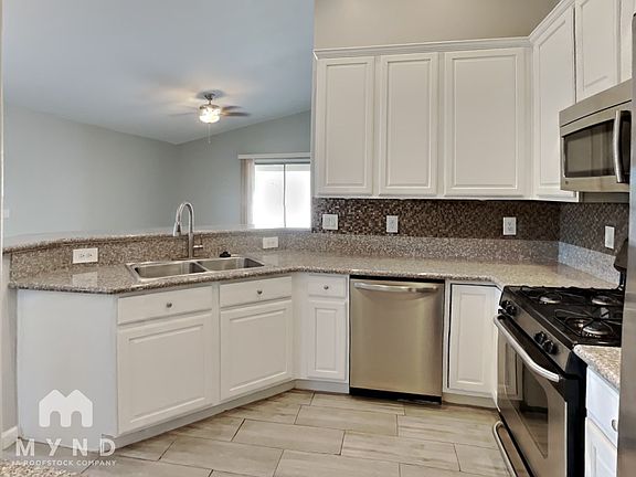 3rd image of 7369 S Pacific Willow Dr