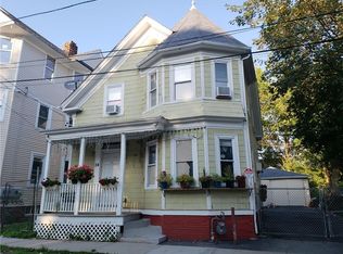 24 Mount Vernon St, Providence, RI 02907