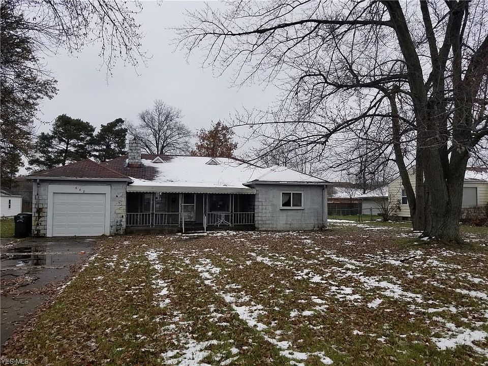 2nd image of 648 Hilliard Rd