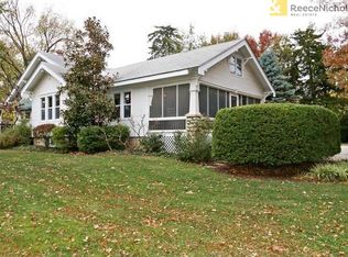 8400 Valley View Dr, Overland Park, KS 66212