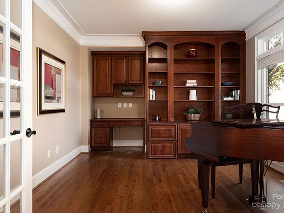 3rd image of 8613 Aberdeen Wood Ct
