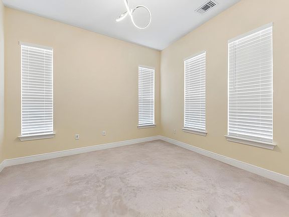 5th image of 41 Via Floresta Dr