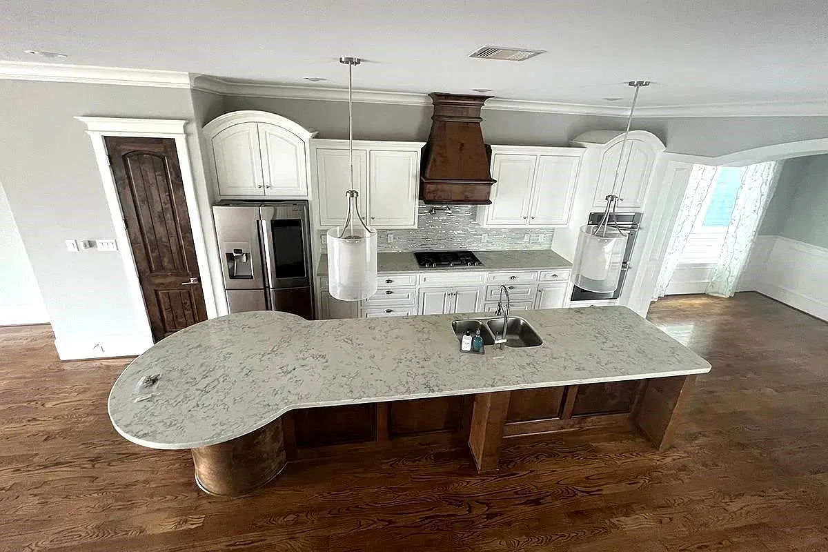4 bed, 3.5 bath, 3159 sqft, $4,500 — Photo 3