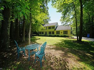 27 Possaghi Rd, Newton, NJ 07860