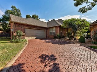 209 Shortgrass Rd, Edmond, OK 73003