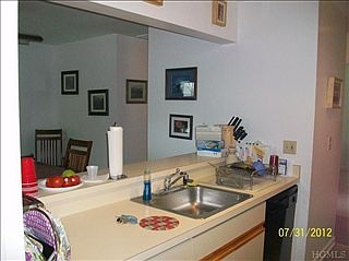 4th image of 408 Chestnut Dr
