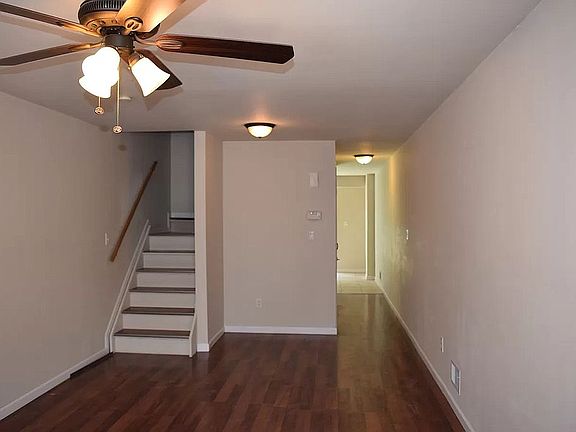 2nd image of 108A Laurel Ave