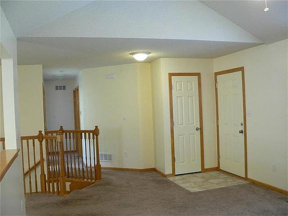 5th image of 3105 S Viking Ct