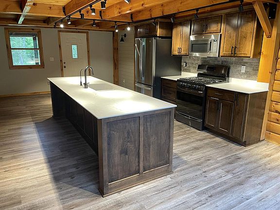 5th image of 29558 Whispering Pines Road