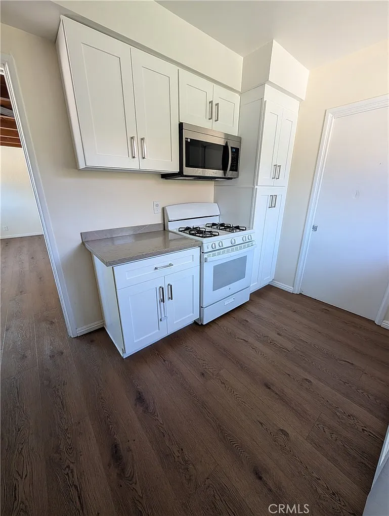 4 bed, 1603 sqft, $4,000 — Photo 3
