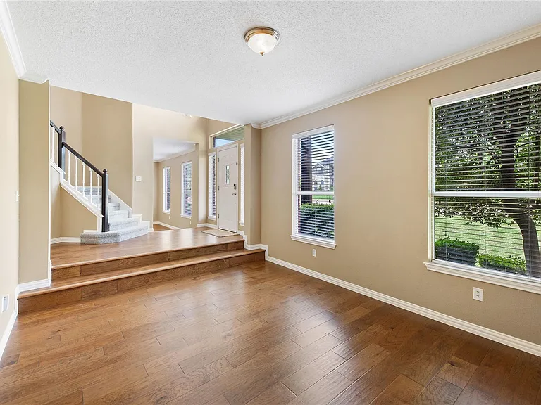 776 Monticello Cir — Photo 26