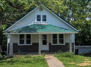 516 Obannon Ave, Corydon, IN 47112