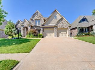 8222 S 70th Ave E, Tulsa, OK 74133