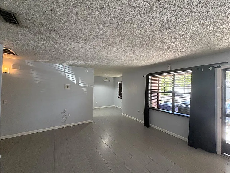 411 Garden Dr #1 — Photo 18