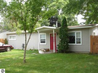 118 N Henry St, Mt Pleasant, MI 48858