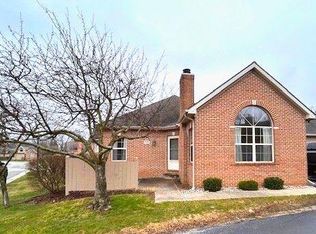 618 Perry Creek Dr, Grand Blanc, MI 48439