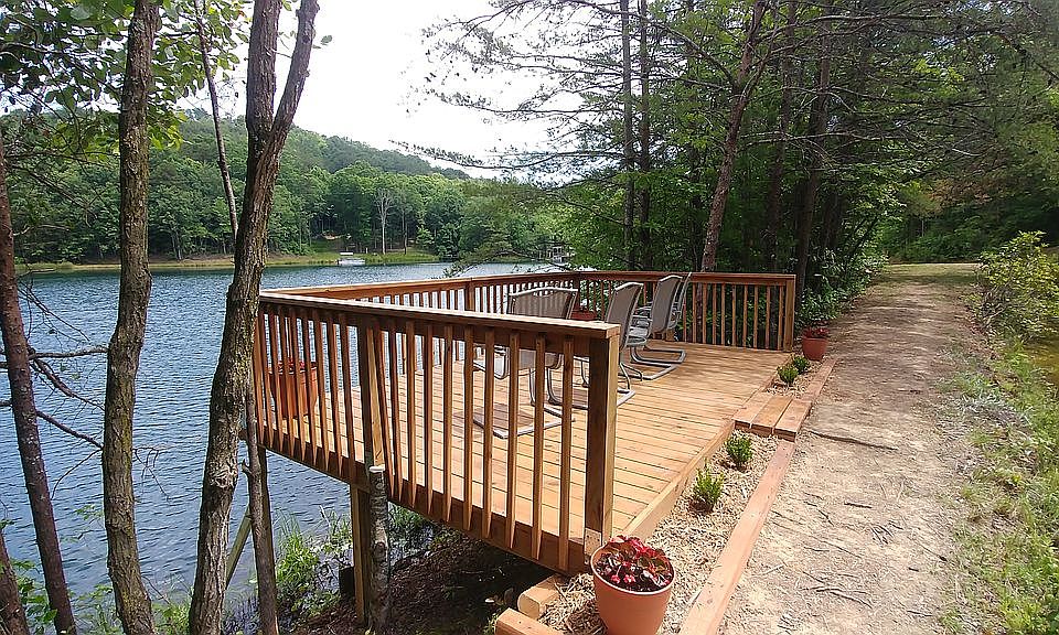 New lakefront deck