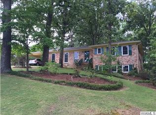 4921 Emerald Bay Dr, Northport, AL 35473