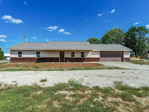 210 Stewart St, Udall, KS 67146
