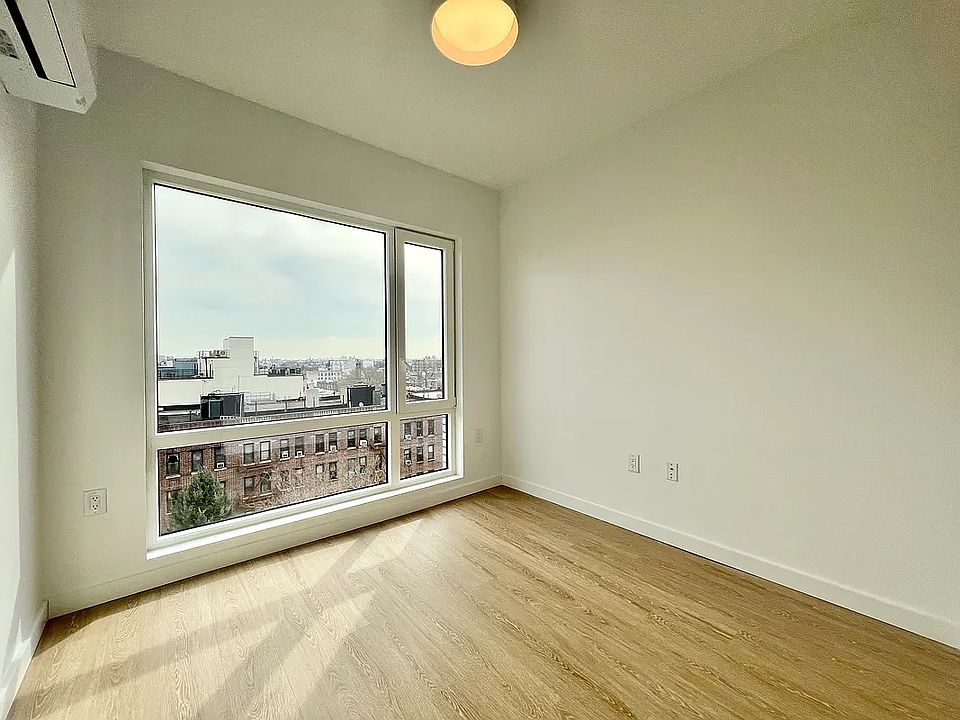 1st image of 333 Linden Blvd APT 6D