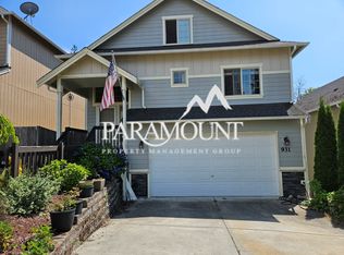 931 NW Sawmill Ct, Bremerton, WA 98311