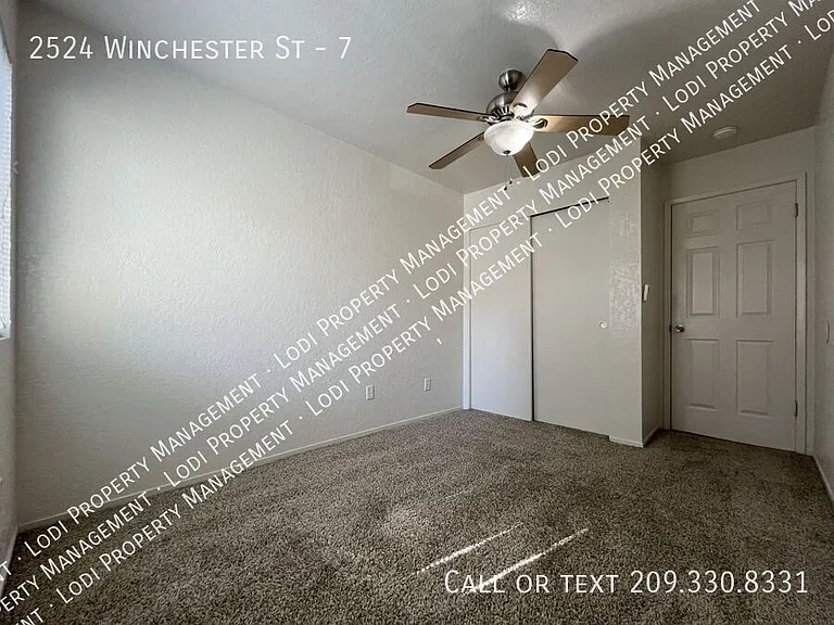 2524 Winchester St #7 — Photo 10