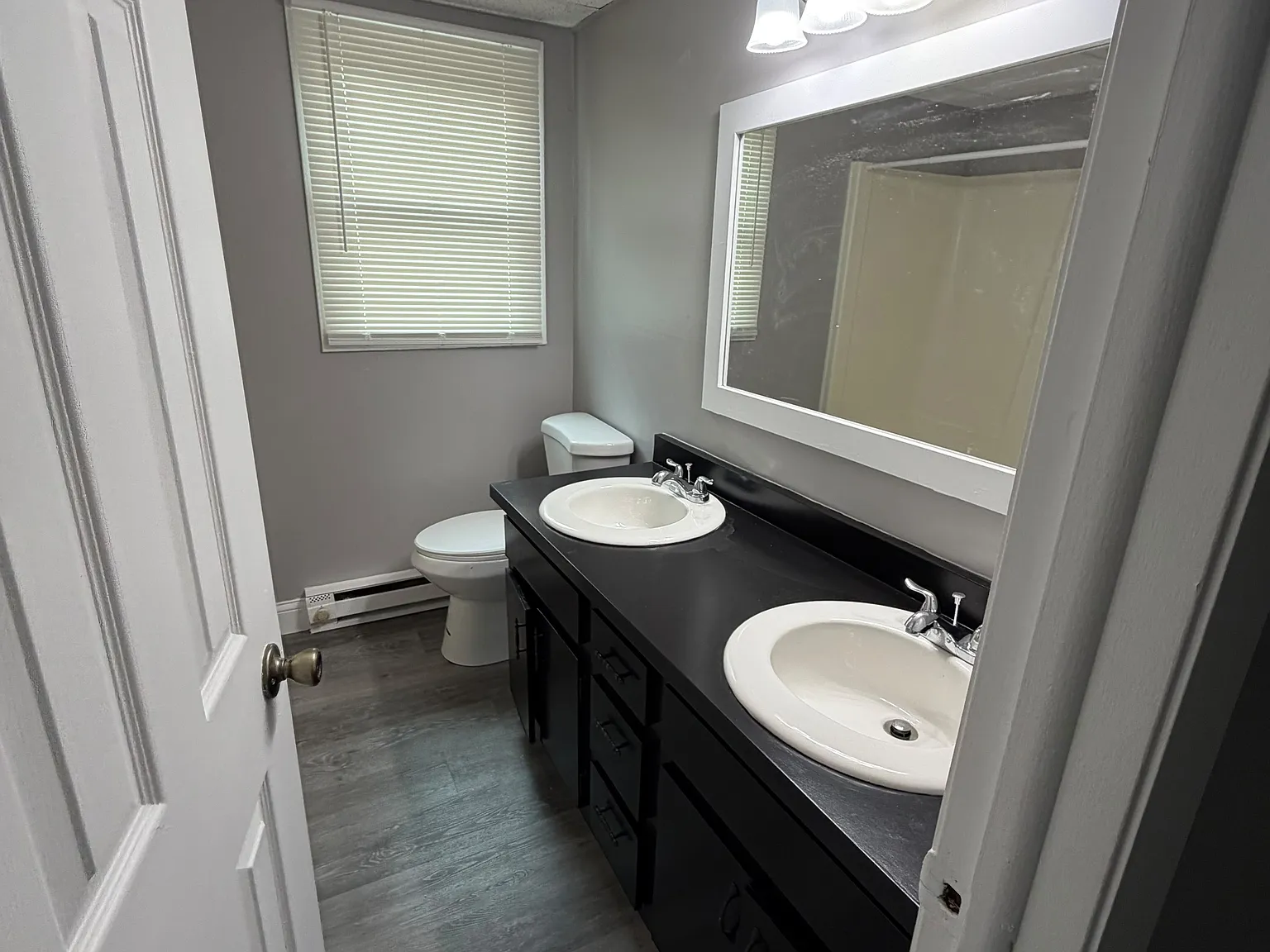 2 bed, 1100 sqft, $1,400 — Photo 2