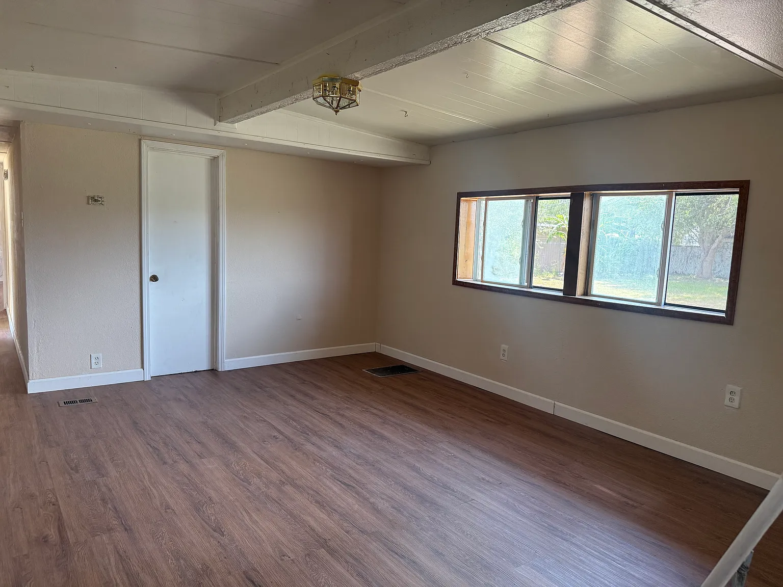 3 bed, 1500 sqft, $1,350 — Photo 4