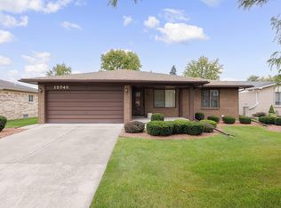 15745 Lorway Dr, Clinton Township, MI 48038