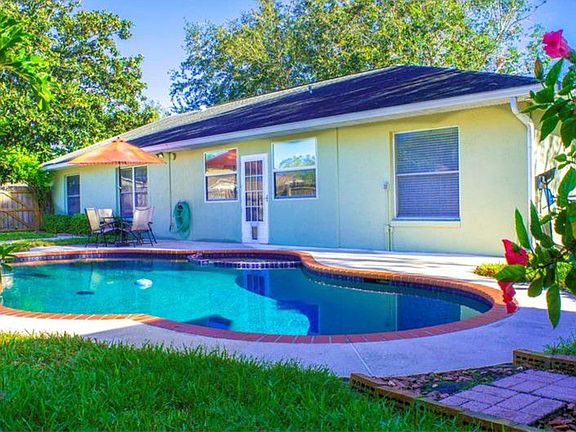 5th image of 5129 Stratemeyer Dr