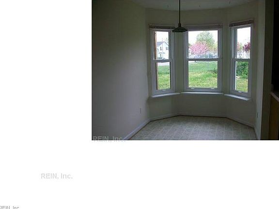 5th image of 2317 Breezy Pines Ln